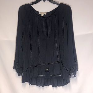 One the land Top Size S